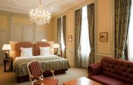 The Hotel Oud Huis de Peellaert's picturesque double bedroom situated in impressive Bruges  Ypres.