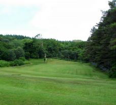 View Tarbert Golf Club's impressive golf course situated in dazzling Scotland.