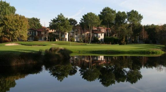 Golf de Moliets has got lots of the leading golf course around South-West France