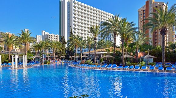 View Sol Pelicanos Ocas Hotel's picturesque hotel situated in fantastic Costa Blanca.