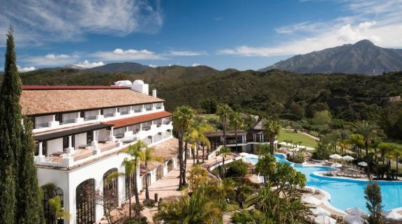 The Westin La Quinta Golf Resort's impressive mountain view in brilliant Costa Del Sol.