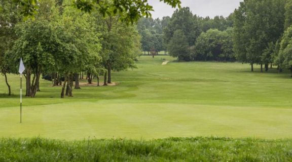 The Cambridgeshire Golf Course provides among the most desirable golf course around Cambridgeshire