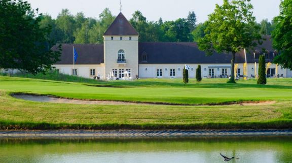 Golf d Apremont includes some of the finest golf course within Paris