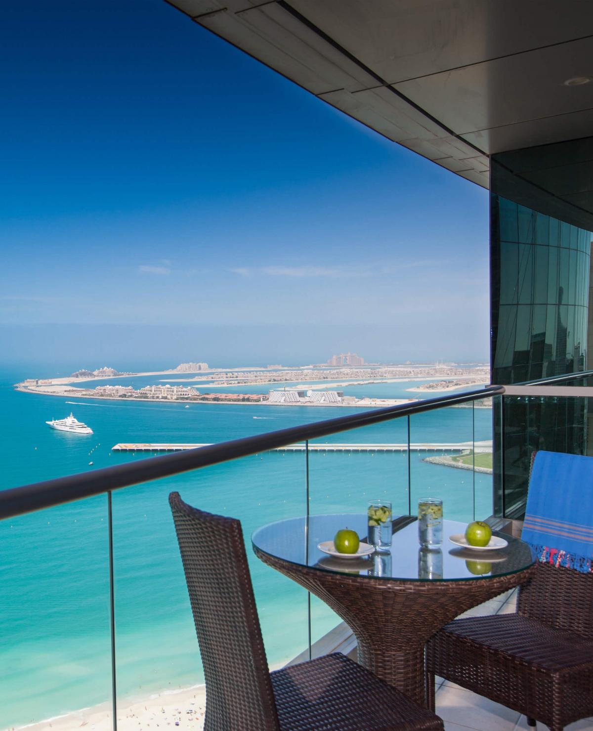 JA Ocean View Hotel, book a golf getaway in Dubai