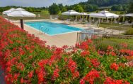 Hotel Golf Chateau de Chailly Pool