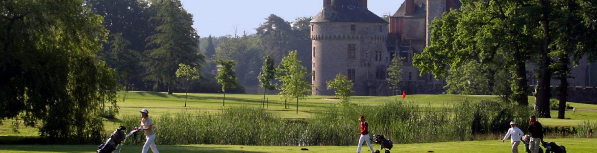 LE GOLF NATIONAL - Golf Sightseeing Tours - Private Golf tours in France,  Normandy, Brittany and Loire Valley