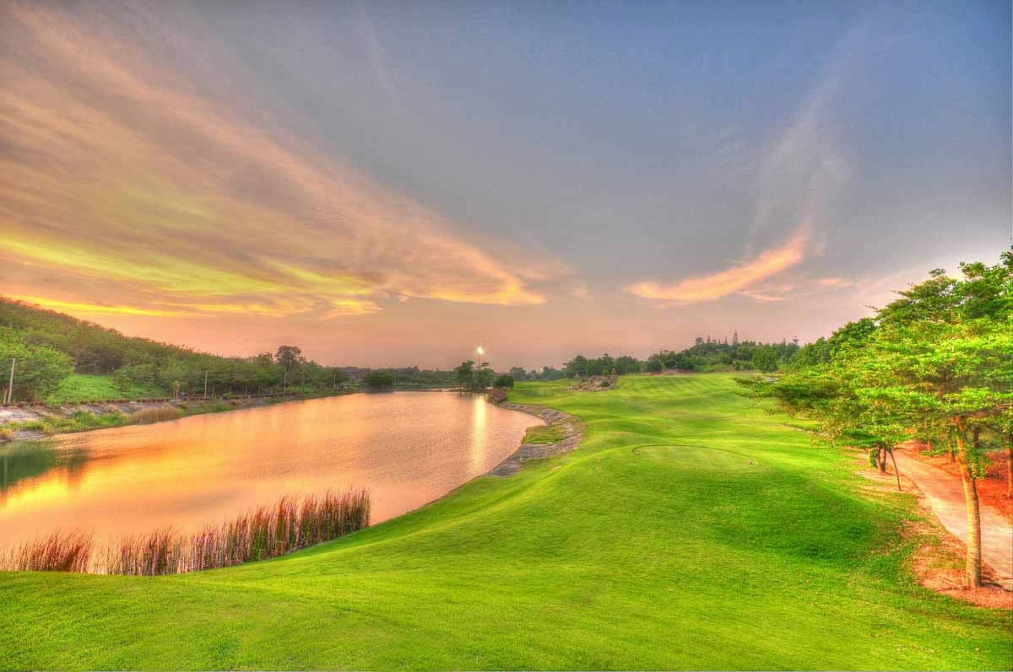 The St Andrews 2000 Country Club's scenic golf course in vibrant Pattaya.