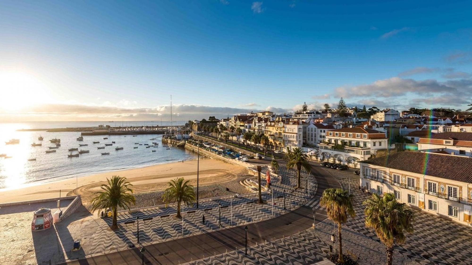 The Hotel Baia's lovely hotel within magnificent Lisbon.