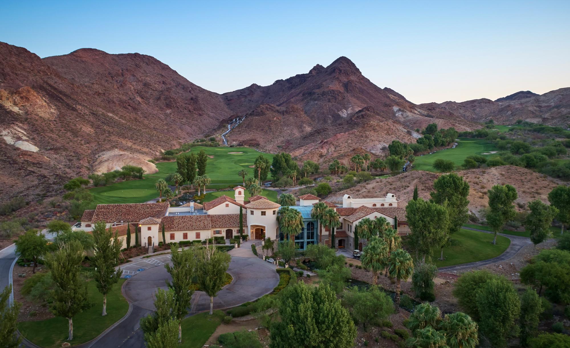 The Cascata Golf's beautiful golf course within amazing Nevada.