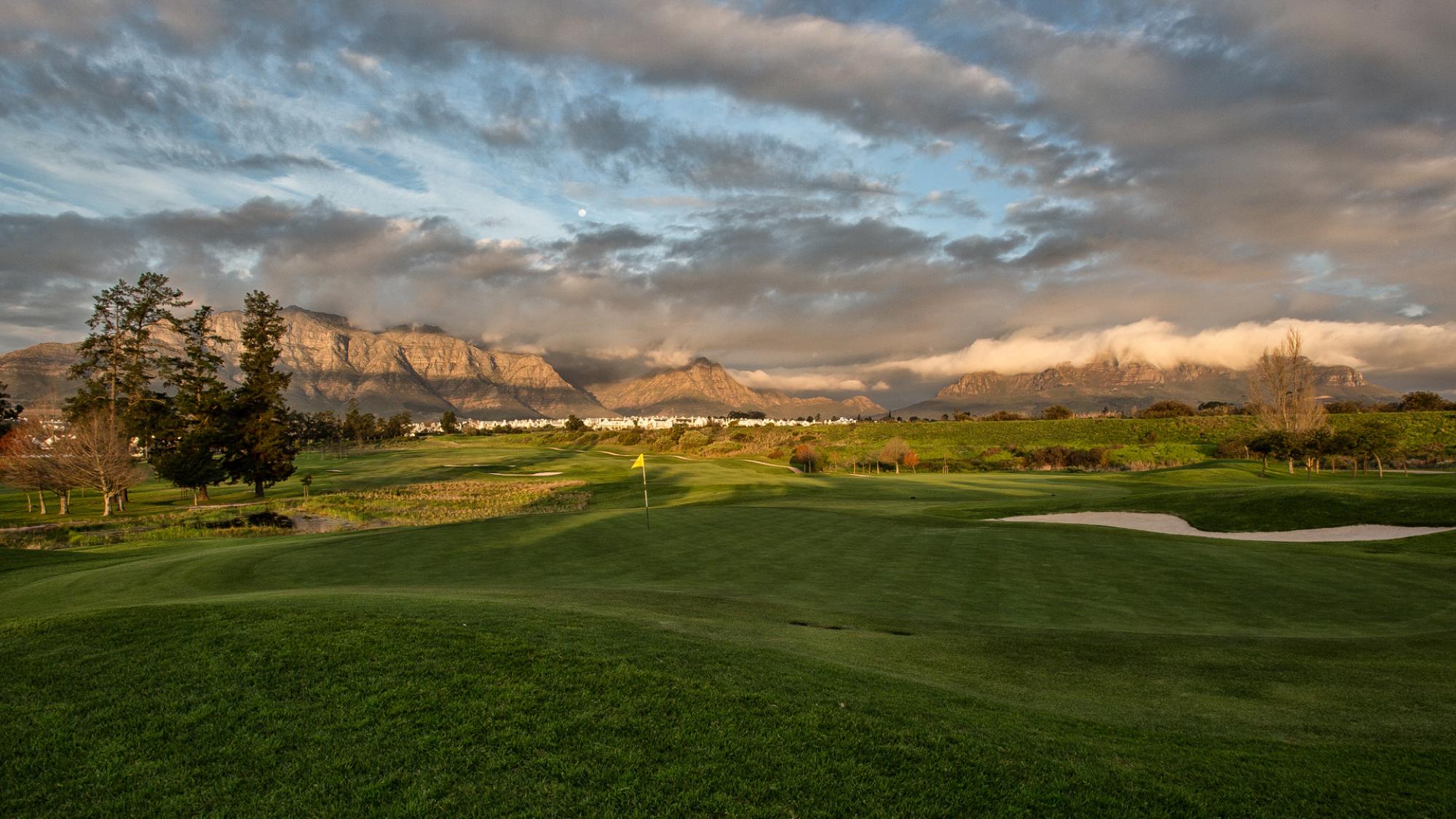 The De Zalze Golf Club's beautiful golf course within staggering South Africa.