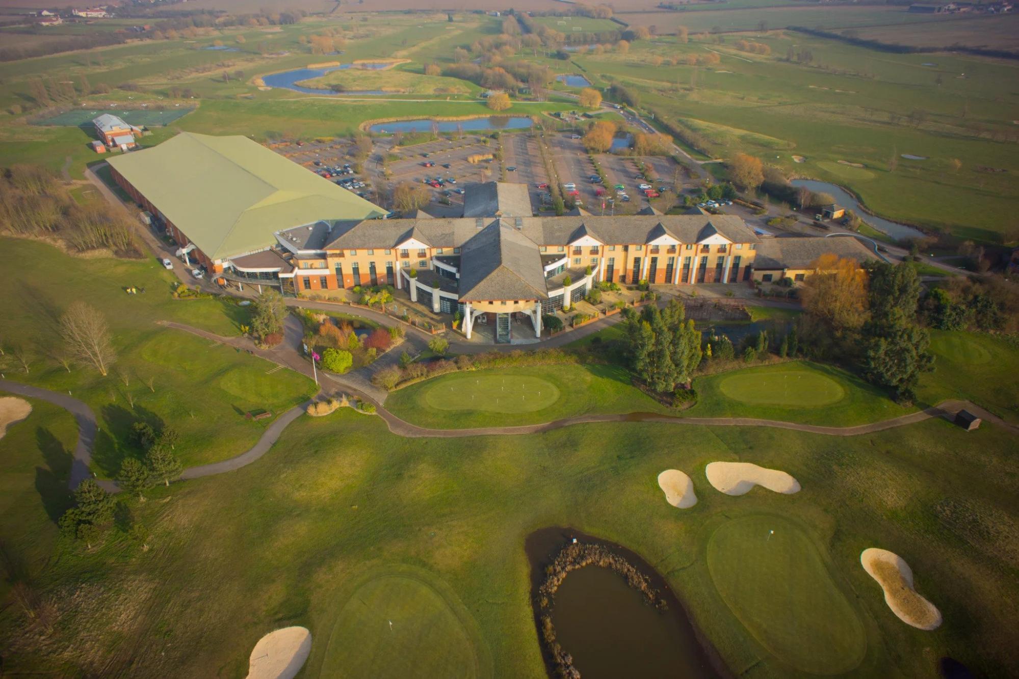 View Five Lakes Essex Golf's impressive golf course situated in brilliant Essex.