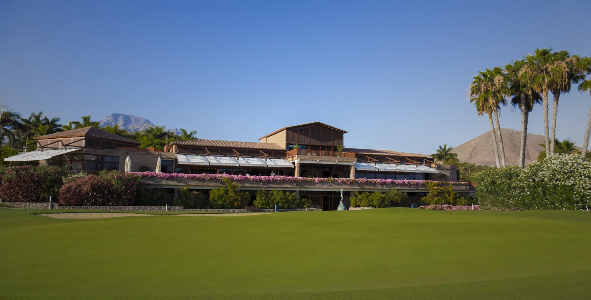 The Golf Las Americas's picturesque golf course in incredible Tenerife.