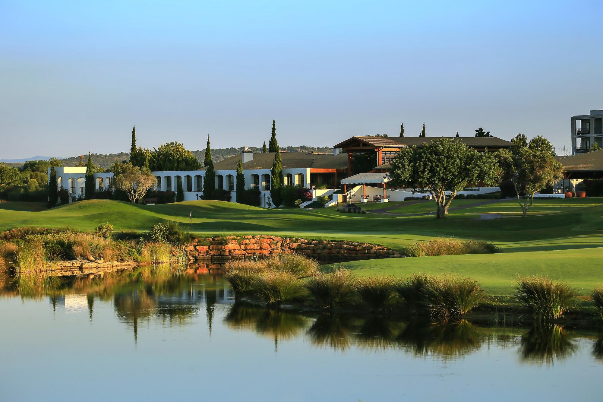 Dom Pedro Victoria Golf Course boasts some of the finest holes in Algarve