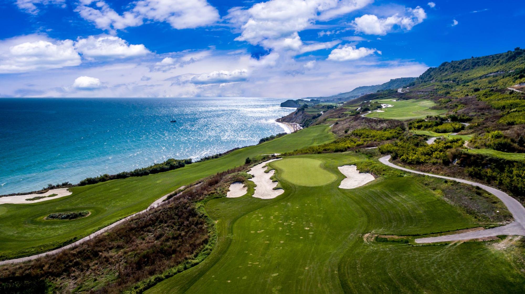 Thracian Cliffs Golf Course