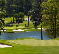 The Woodside Plantation Country Club's impressive golf course within brilliant South Carolina.