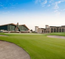 The Abu Dhabi Golf Club's lovely golf course within stunning Abu Dhabi.