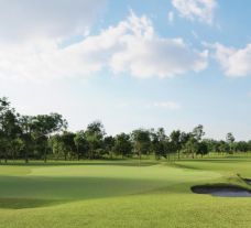 The Bangpra Golf Club's beautiful golf course within dazzling Pattaya.