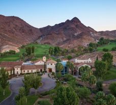 The Cascata Golf's beautiful golf course within amazing Nevada.