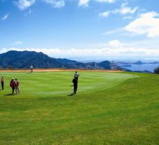 View Santo da Serra Golf Club's beautiful golf course situated in marvelous Madeira.