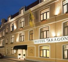 View Hotel Aragon's beautiful hotel in dramatic Bruges  Ypres.