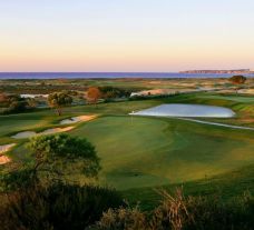 Onyria Palmares Golf Club offers several of the most excellent golf course within Algarve