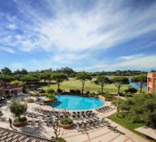 The Quinta da Marinha Resort Hotel's impressive hotel situated in magnificent Lisbon.