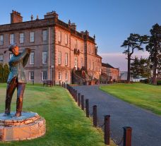 Dalmahoy Hotel Golfer Statue