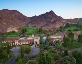 The Cascata Golf's beautiful golf course within amazing Nevada.