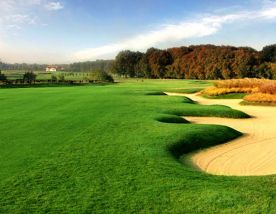 Garden Golf Foret de Chantilly hosts several of the most excellent golf course near Paris