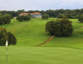 Saint-Omer Golf carries several of the best golf course around Northern France