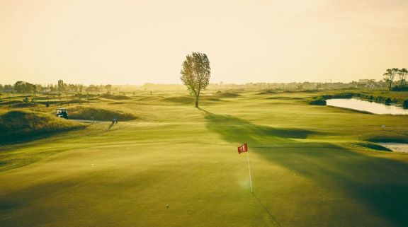 Koksijde Golf ter Hille hosts lots of the most desirable golf course in Bruges & Ypres