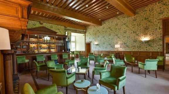 Hotel Golf Chateau de Chailly Bar